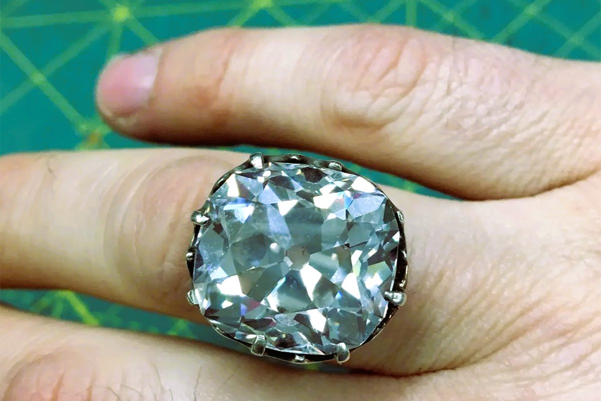 Кольцо с бриллиантом Дебры Годдард