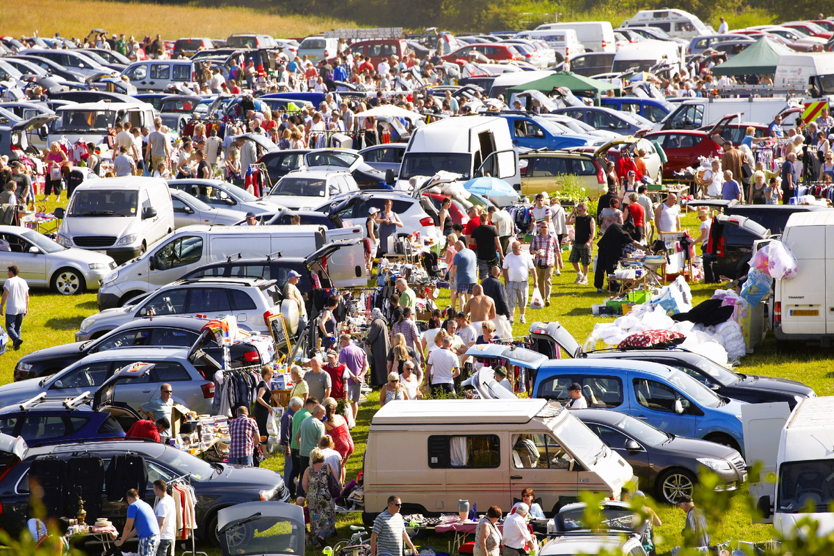 Автомобильная распродажа в Великобритании