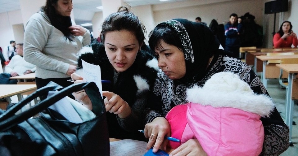 Из открытых источников в интернете. Мигранты в России. 