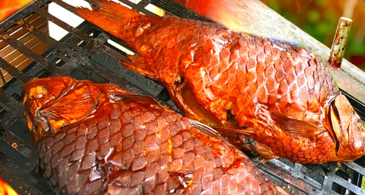 Копченый карась очень вкусен