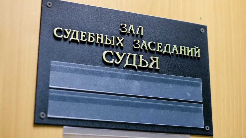 Жителя Шушар, который сбросил знакомого с балкона 11 этажа, отправили в СИЗО