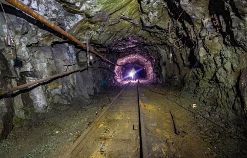 Заброшенная шахта: что засняли камеры?