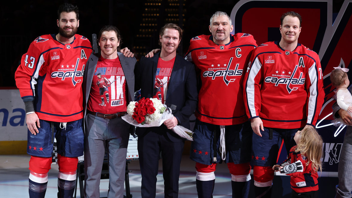    Том Уилсон, Ти Джей Оши, Никлас Бэкстрем, Александр Овечкин, Джон Карлсон в апреле 2024 года. Getty Images