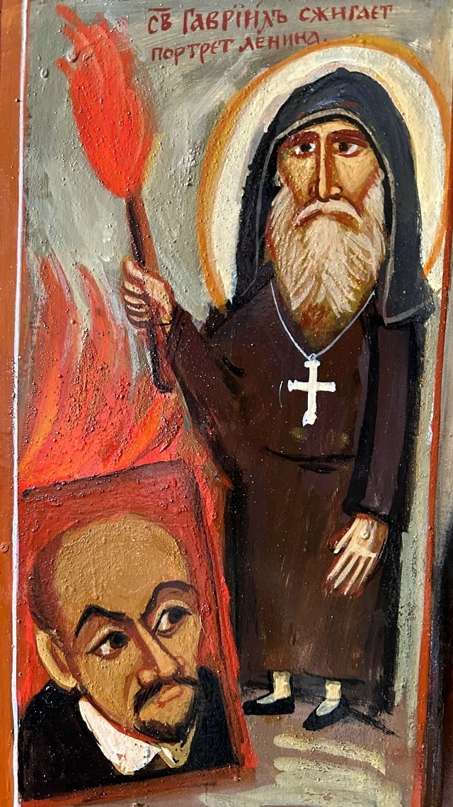 ... и я его б, с толпой, побил