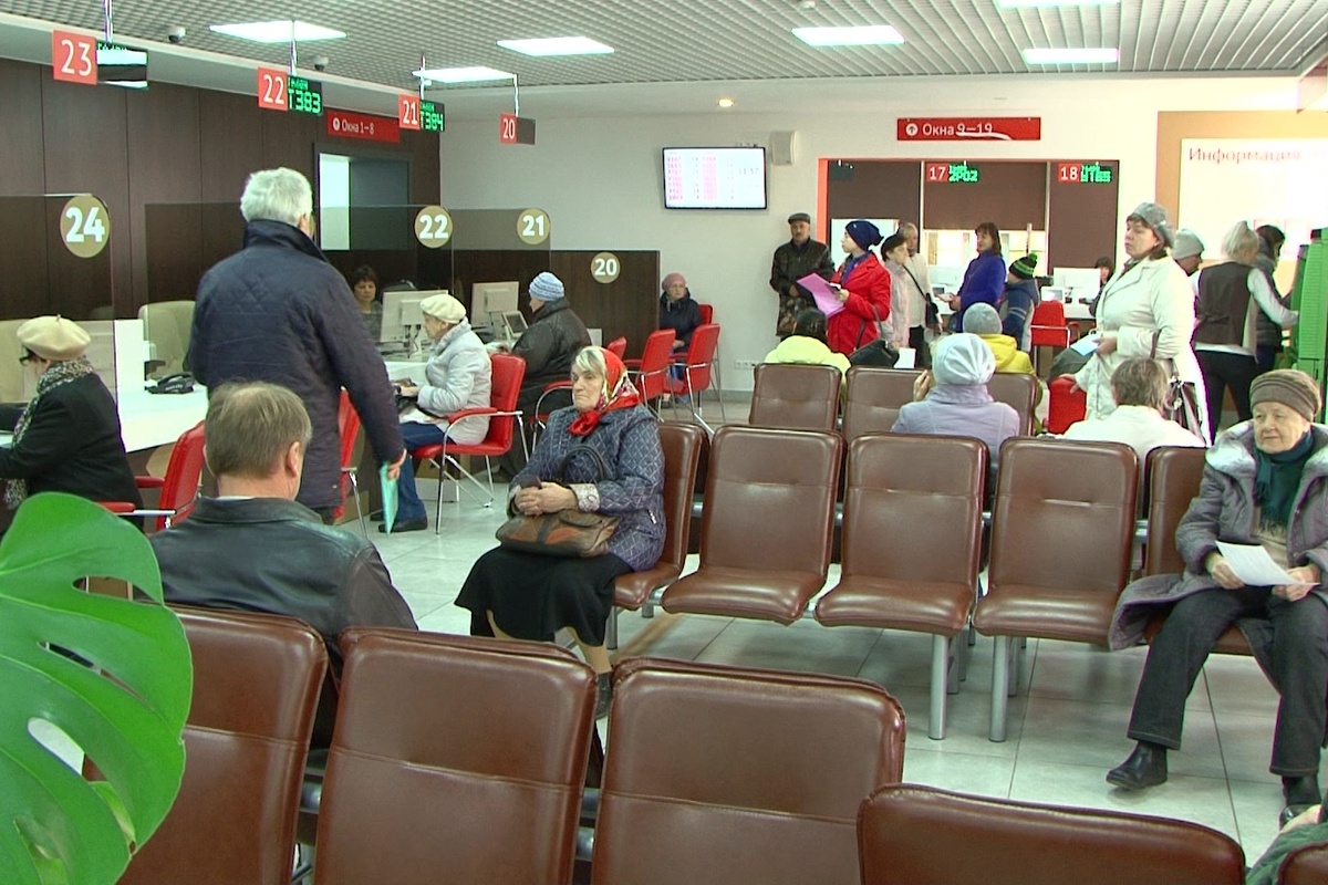 Знакомая картина? Вы для них — не человек с тридцатилетним стажем и подорванным здоровьем, а просто очередной талончик в электронной очереди