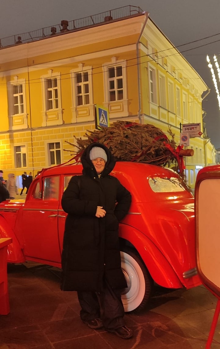 Москва, центр, прошлый год 2025. 