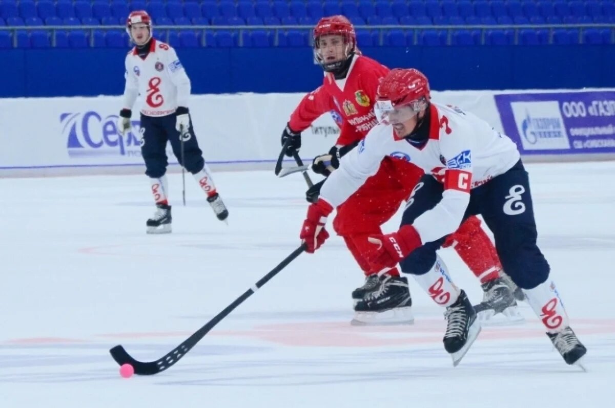    В Хабаровске разыграют золото и бронзу чемпионата России по хоккею с мячом