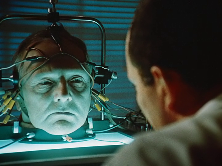 Кадр из фильма "Завещание профессора Доуэля" (!984)