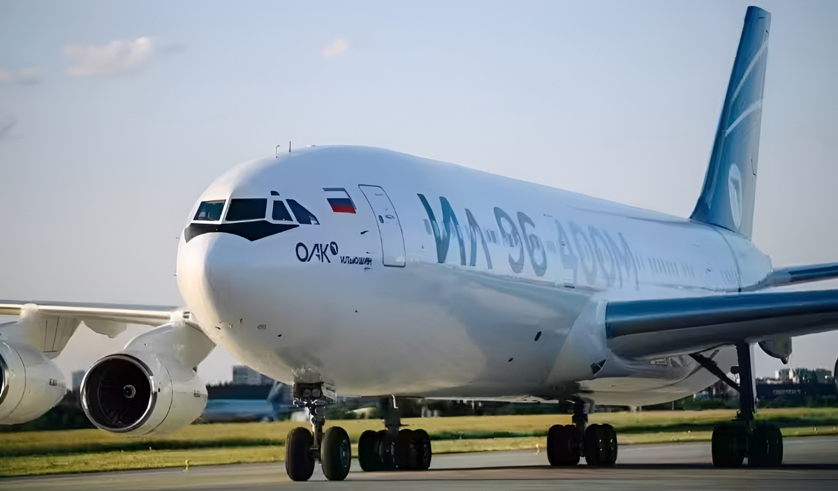     Ил-96-400