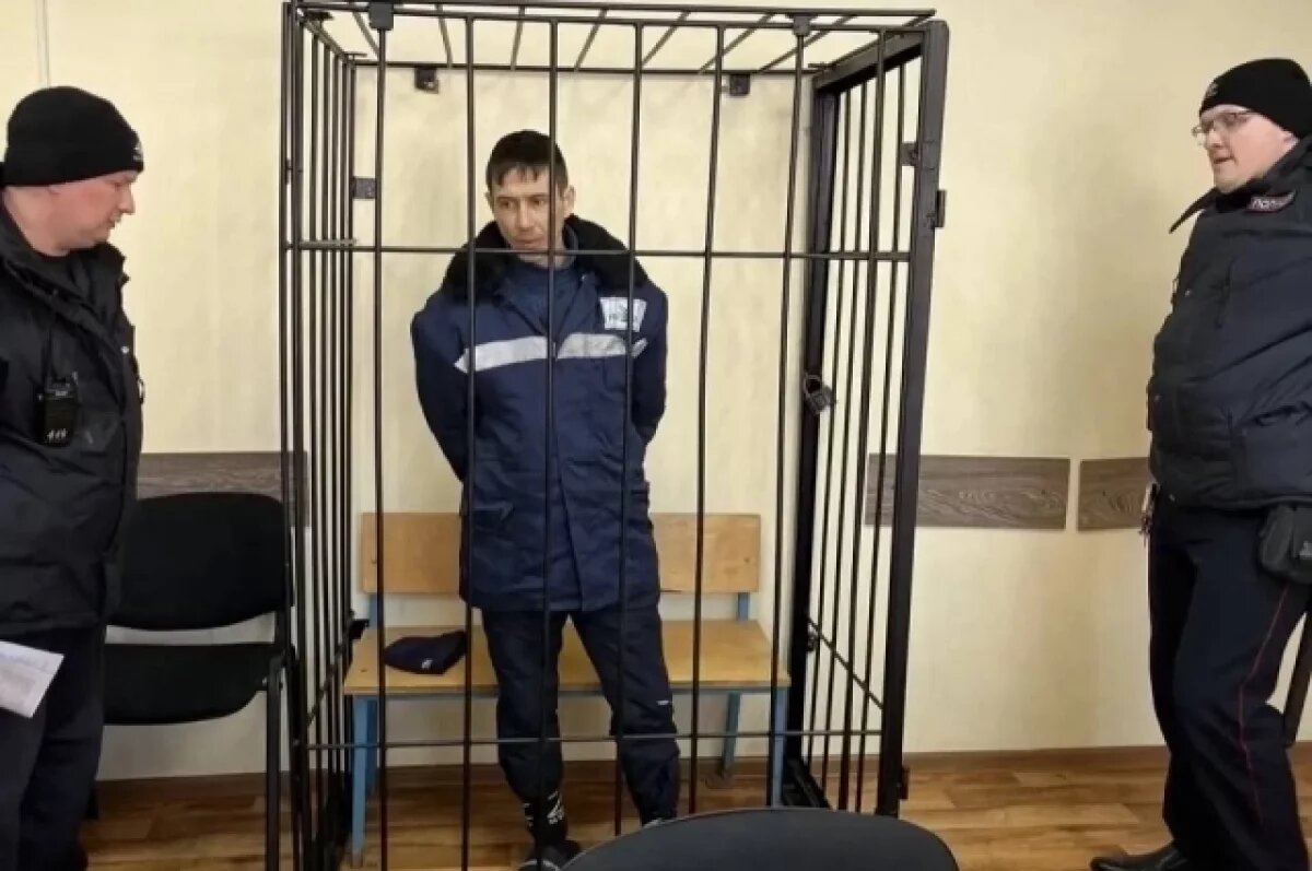    Познакомились по переписке.