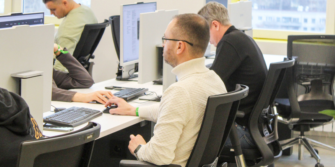 В пяти регионах России средняя зарплата превысила 200 тысяч рублей