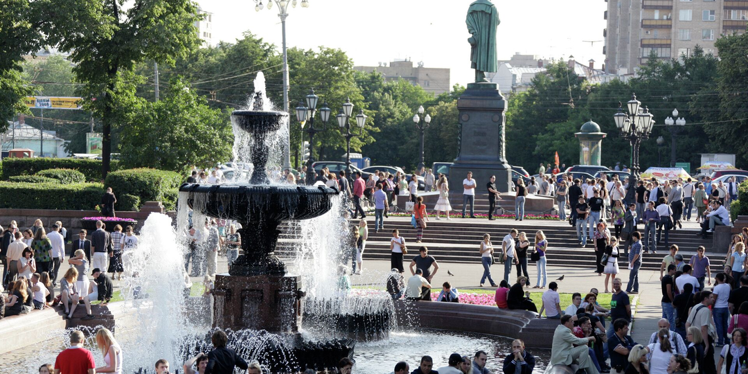 Есть ли в Париже красивые девушки?