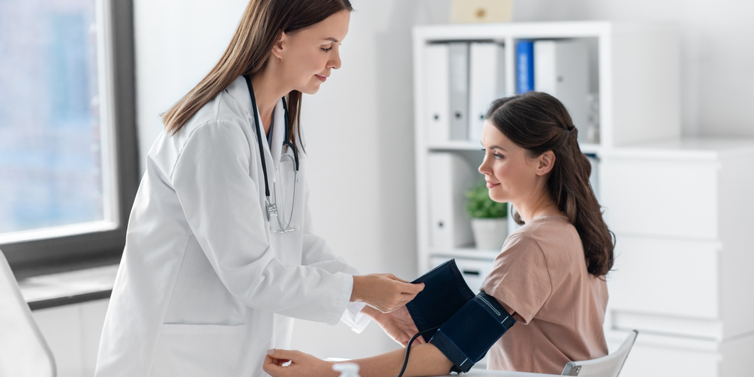 Давление снижается: популярный витамин показал неожиданный эффект