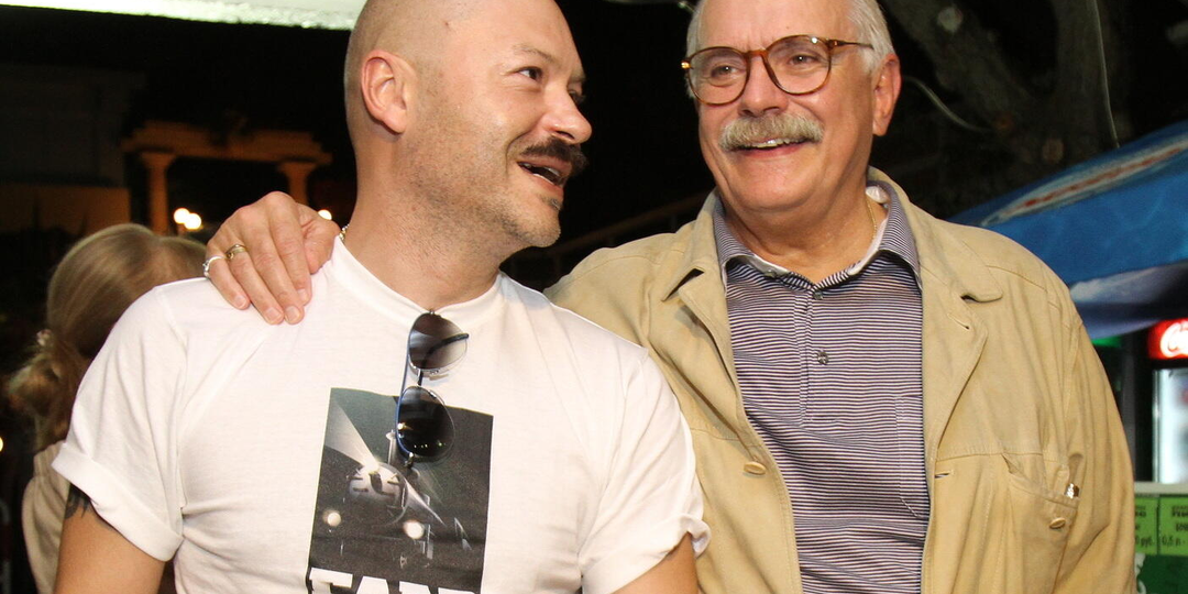 «Разве у них есть совесть?»: журналист Андрей Норкин взбудоражил россиян, озвучив заработки Нагиева, Меньшикова, Петрова