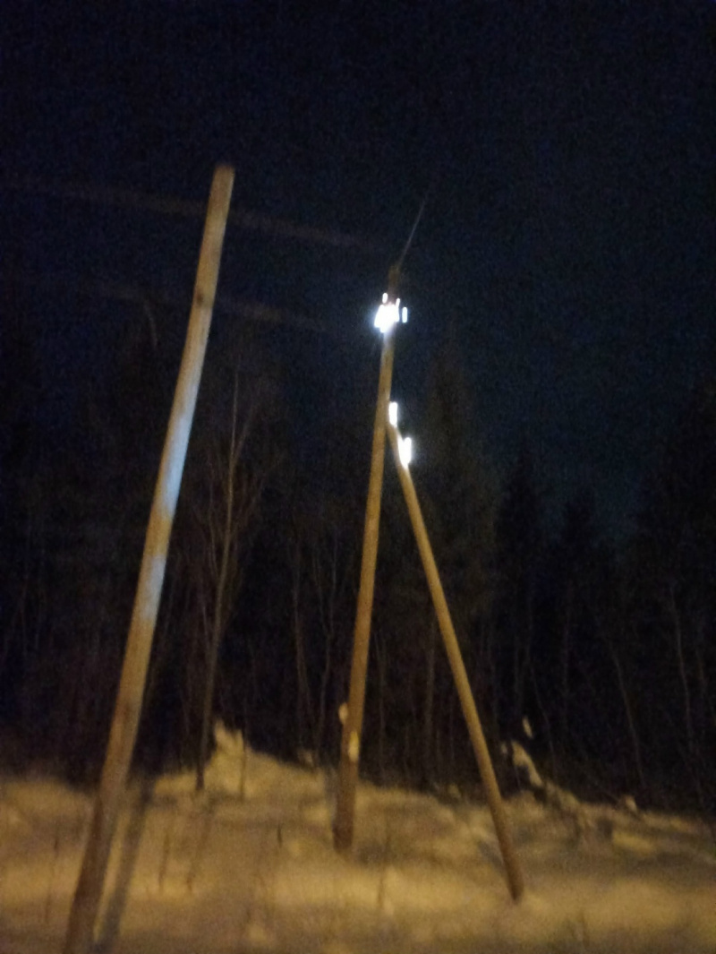    Провода заискрились на повороте к вотчине карельского Деда МорозаГКУ РК "ОПС по Пряжинскому району"