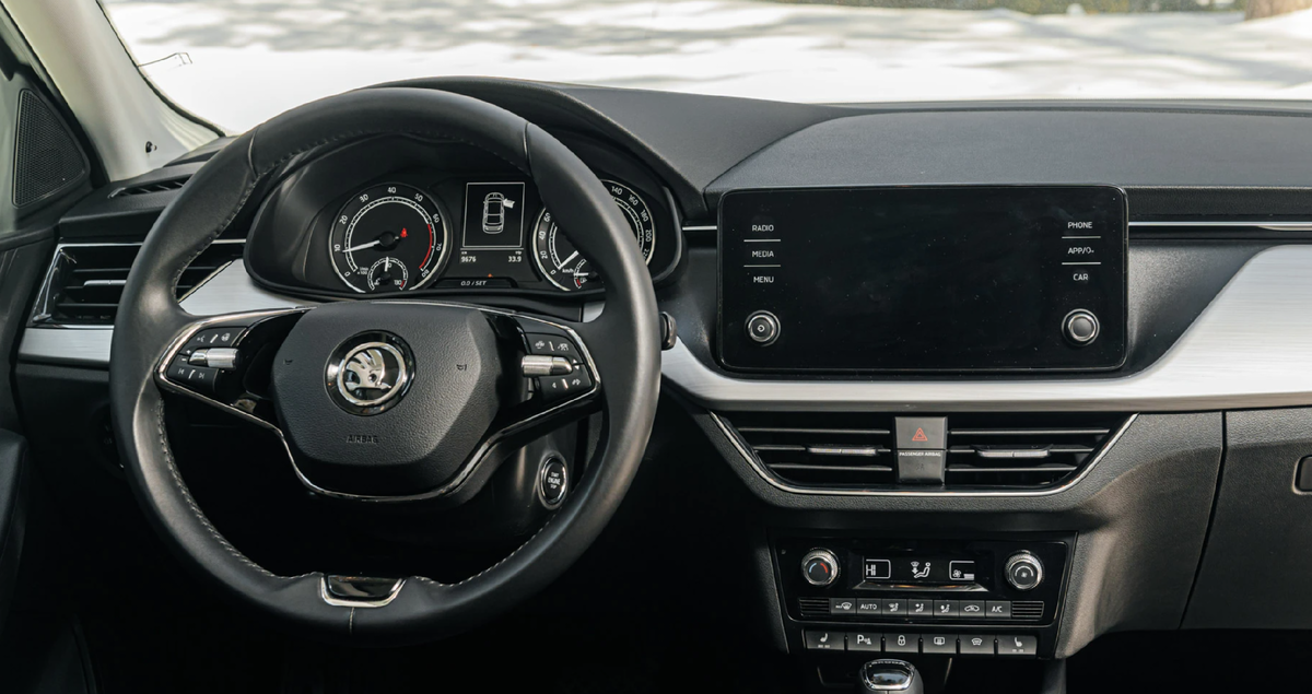 аренда Skoda Rapid