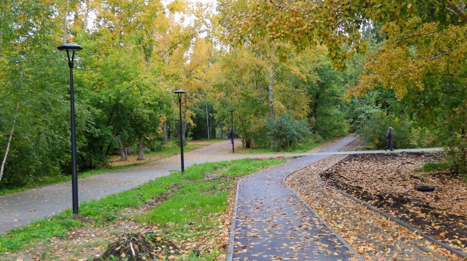    Реконструкция территории бывшего парка имени Ленина. Сентябрь 2025 года. Источник: Виталий Барабаш/"Толк"