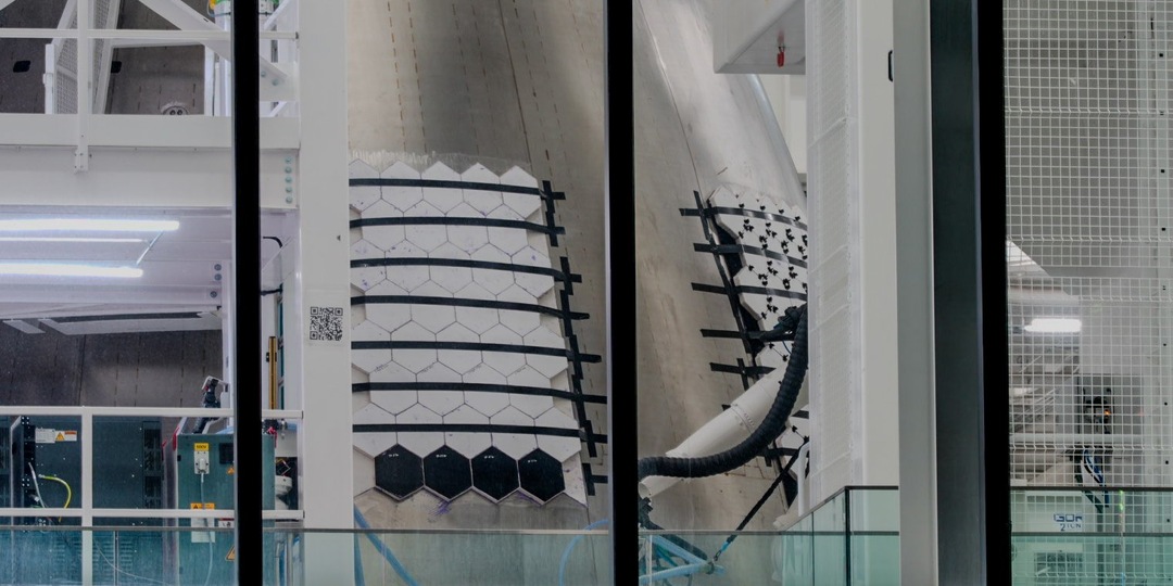 На новейшем Starship заметили абсолютно новые теплозащитные плитки