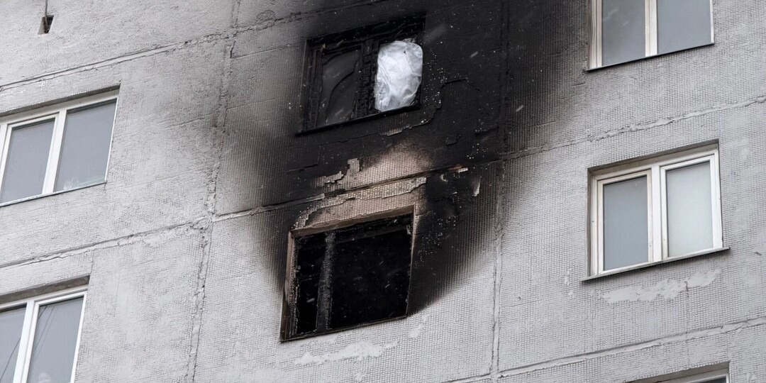 Вскрыли двери, обесточили два этажа: как тушили пожар в общежитии на Ключевской