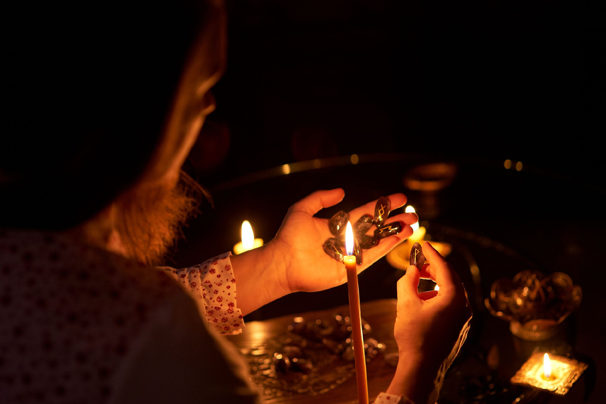 Гадалка Людмила (tarot9.ru)