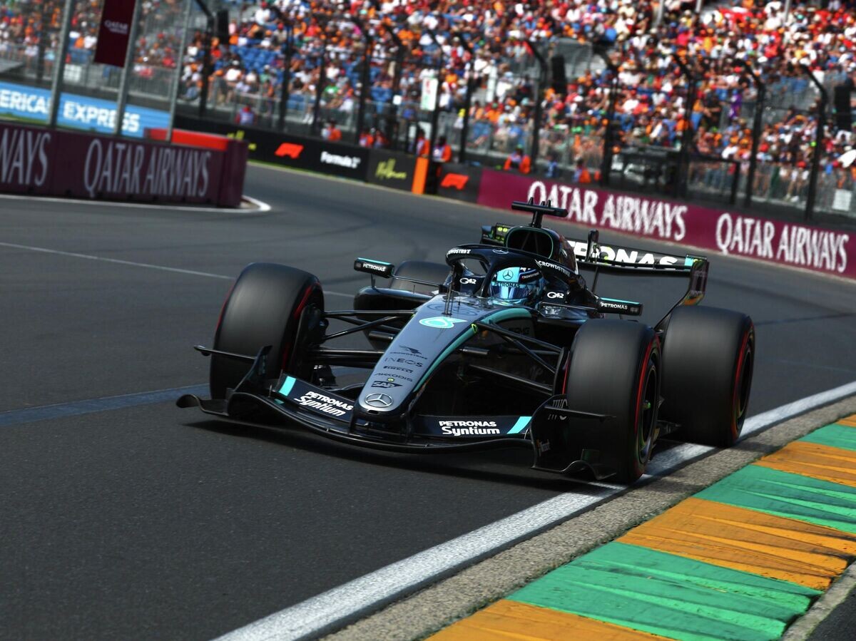    Болид гонщика "Мерседеса" Джорджа Расселла | © Соцсети "Формулы-1"