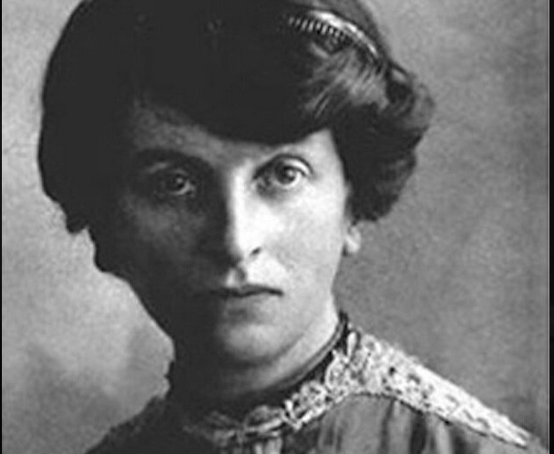 Скандальный роман Инессы Арманд был не с Лениным