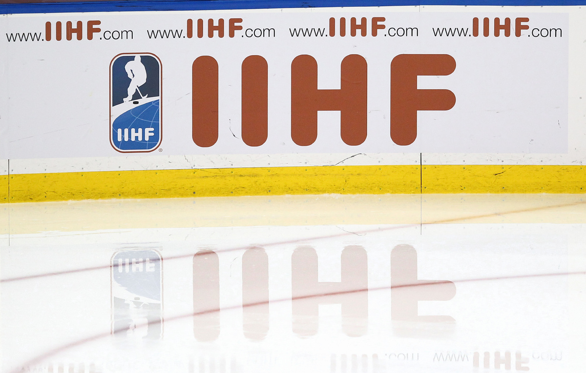 Tom Szczerbowski/Getty Images