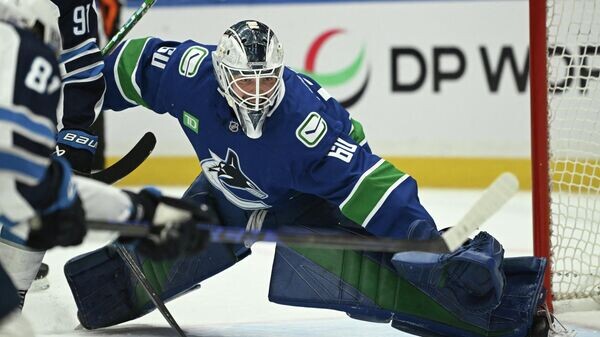    © REUTERS Simon Fearn