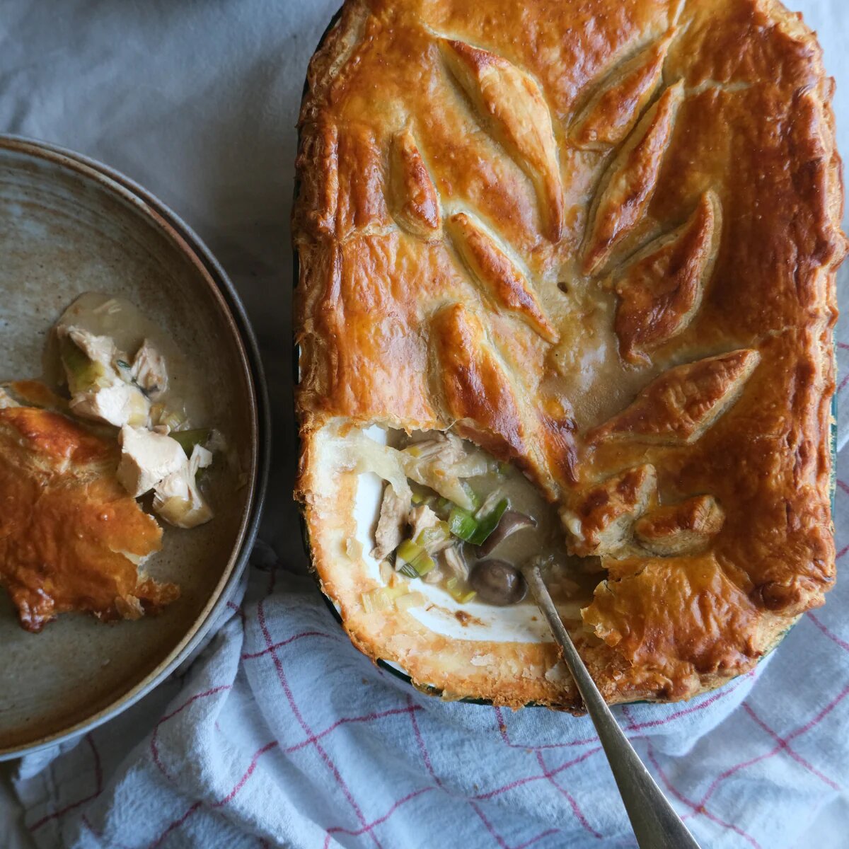 слоёный пирог с грибами