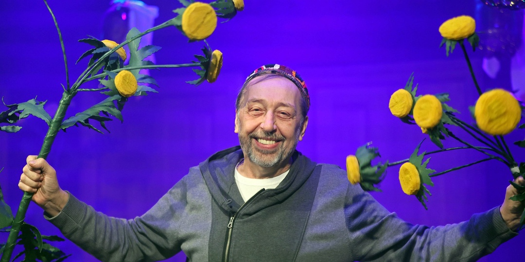 В Екатеринбурге прошла премьера фильма "Тюльпаны", где сыграл последнюю роль Николай Коляда