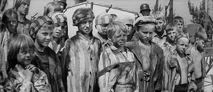 Кадр из фильма «Щит и меч» (1968). Скриншот.