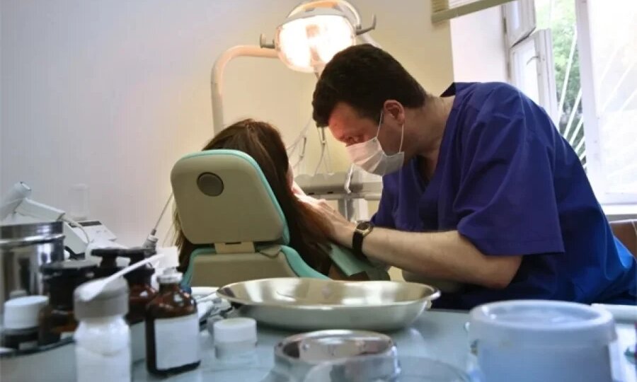 Прощай, имплантация: в России создали дешевую и безопасную альтернативу вставным зубам