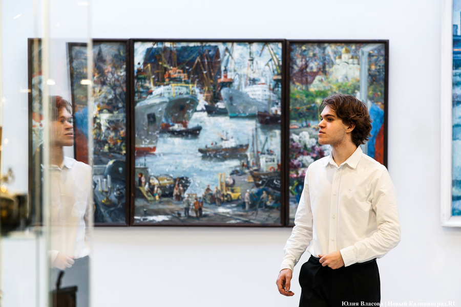 Листайте вправо, чтобы увидеть больше изображений