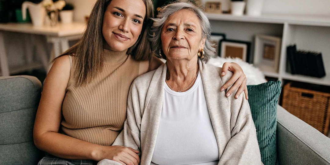 Молчу и улыбаюсь: 5 фраз, которые больше не говорят взрослым детям