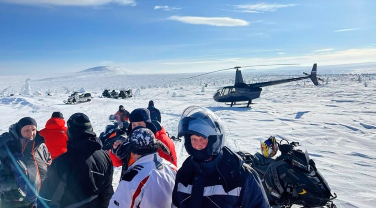 Гроб и могилы из снега: поисковики рассказали о странностях в гибели туристов из Перми