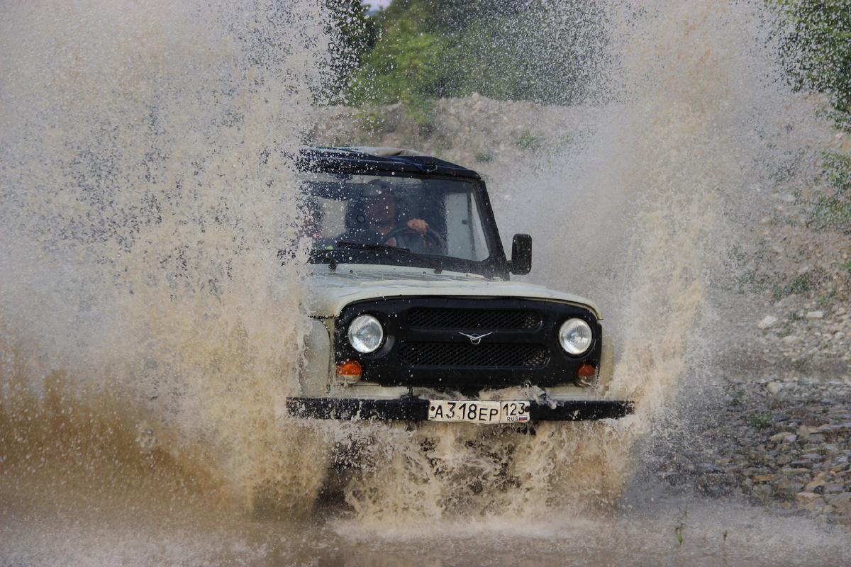 Экскурсии в Лазаревском, джиппинг.
