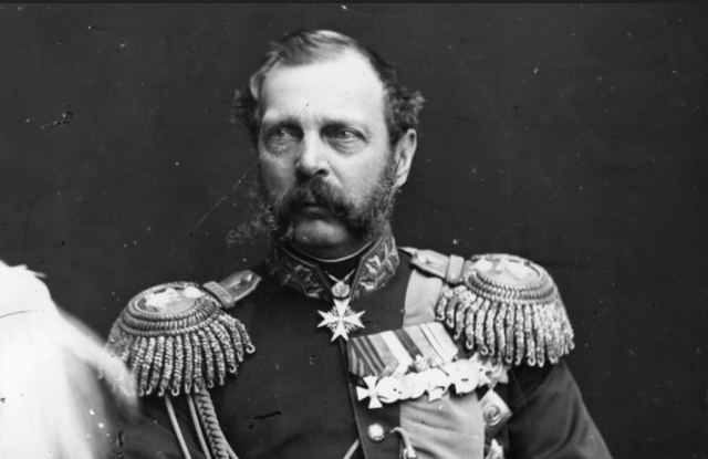 Почему Александр II освободил крестьян именно в 1861 году: случайность или историческая неизбежность?