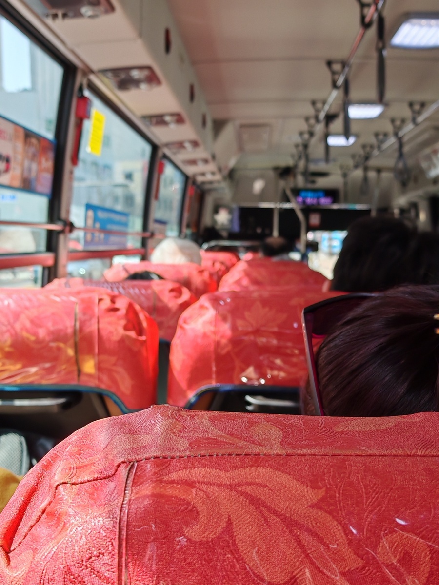 Большой автобус