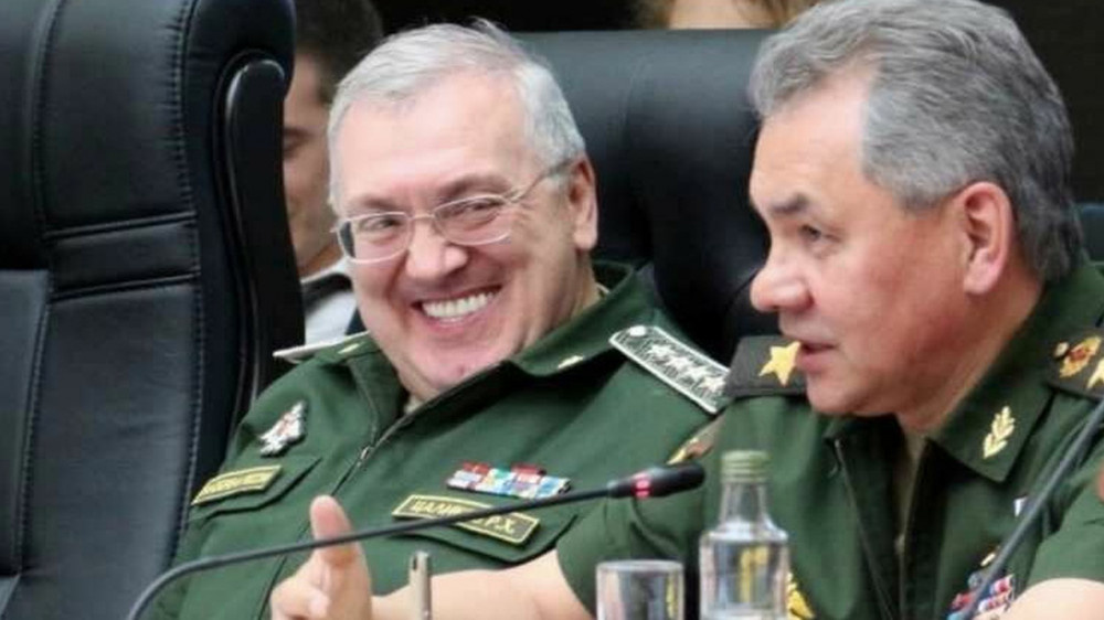 На фото Цаликов и Шойгу