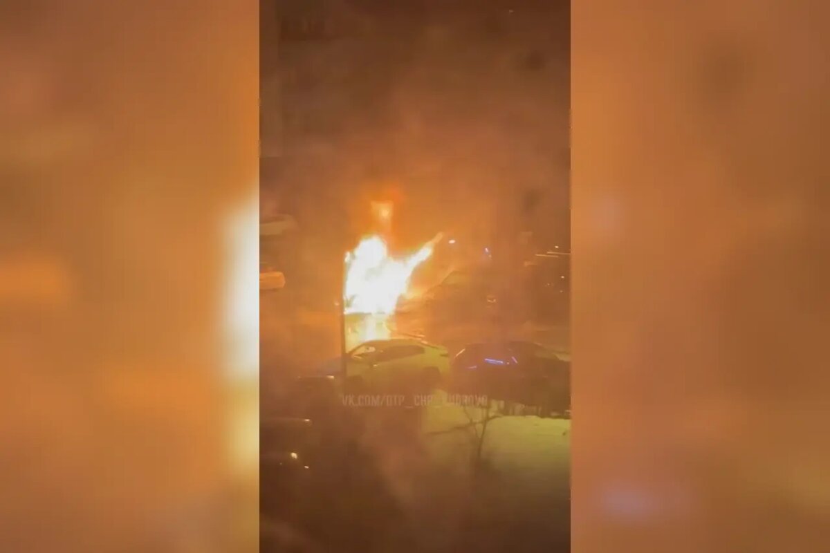    Фото: кадр видео из тг-канала «ДТП и ЧП Кудрово»