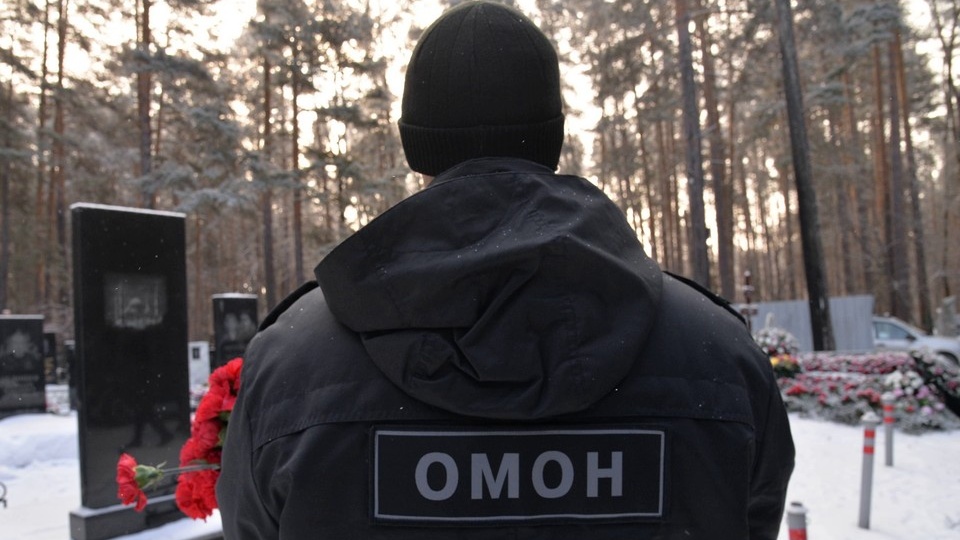 Свердловская Росгвардия почтила память сослуживцев, погибших в бою 30 лет назад