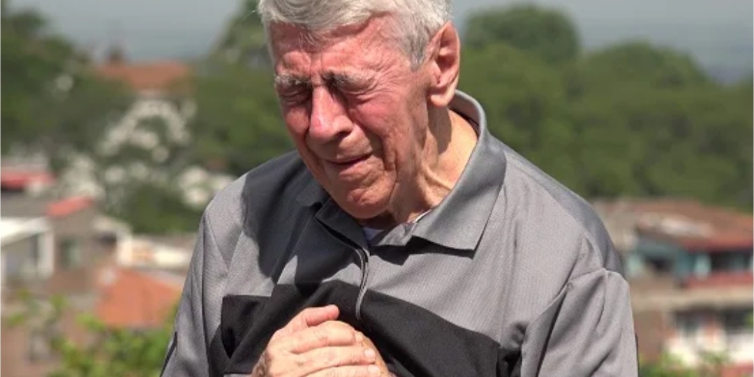 Дед Николай искал свою дочь всю свою жизнь. Но нашел только когда стал совсем старым. А что произошло дальше тронуло всех до глубины души