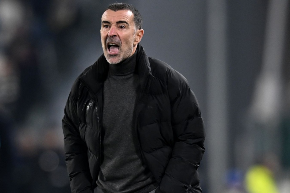 Ещё один "голодный" иностранный специалист (тренер Карлос Корседо", кипрский чемпион).