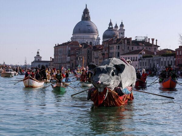    © REUTERS / Claudia Greco