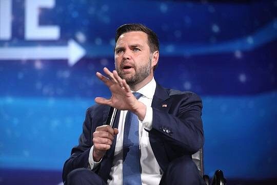    Кампания в Иране обернулась унижением для обещавшего не допускать войну Вэнса (фото: flickr/Gage Skidmore)