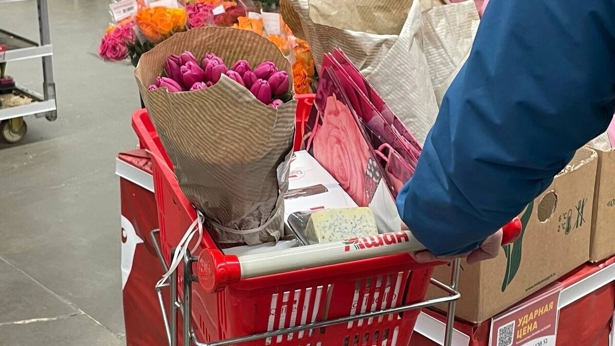    Тюльпаны к 8 Марта в Ростове можно найти от 80 рублей за штуку   Анна Ивченко / rostovgazeta.ru