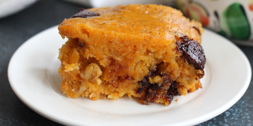 Тыквенный пирог с орехами и шоколадом