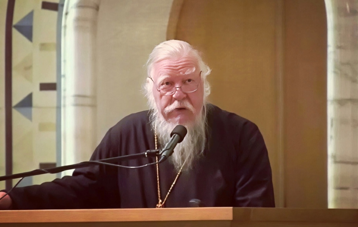 Димитрий Смирнов (07.03.1951 — 21.10.2020 гг.) — протоиерей, церковный и общественный деятель.