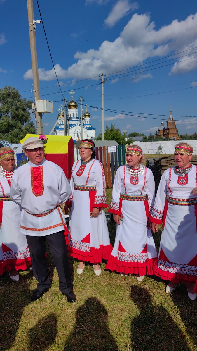 Современные сценические наряды. Фото автора.