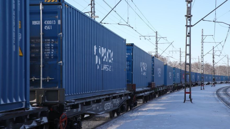     Железнодорожный состав